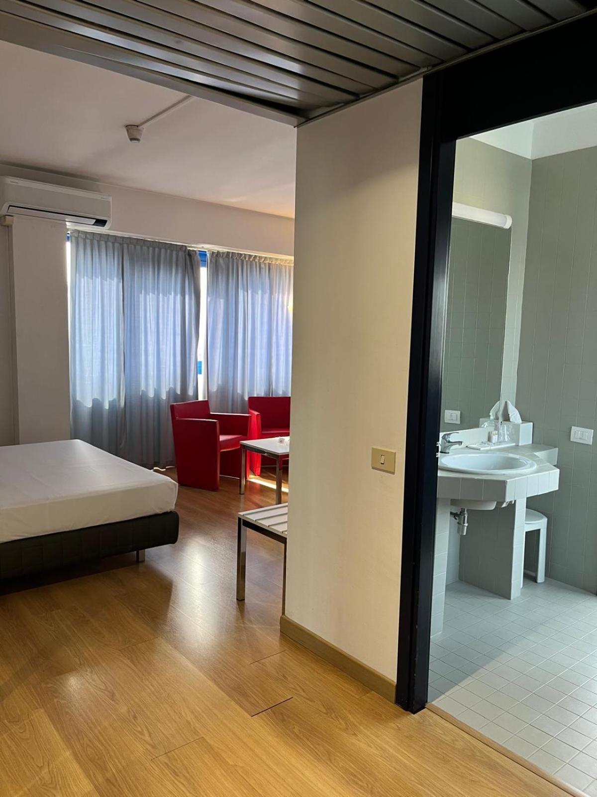Park Hotel Residence 크레마 외부 사진